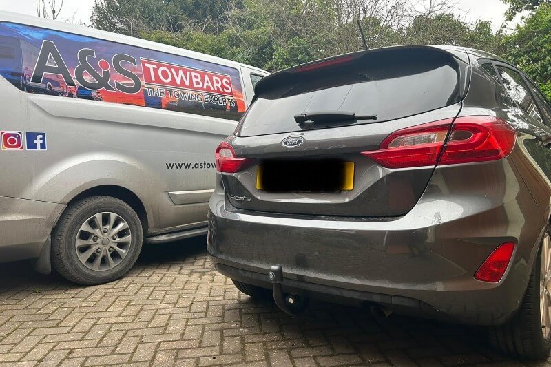 Towbar Fitting London | Towbars London | A&S Towbars